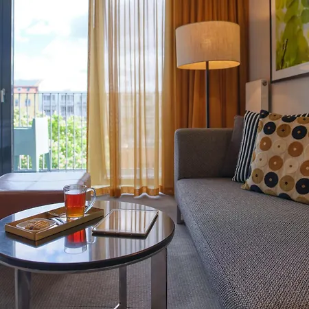 Adina Mitte Βερολίνο