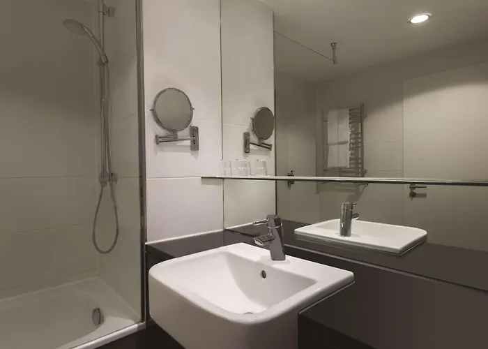 Adina Mitte Lägenhetshotell 4*