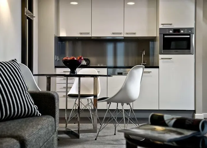 Adina Mitte Apartahotel 4*