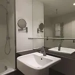 Adina Mitte Aparthotel 4*