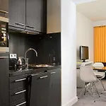 Adina Mitte Aparthotel