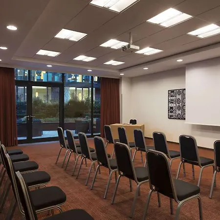Adina Mitte Apart Otel 4*
