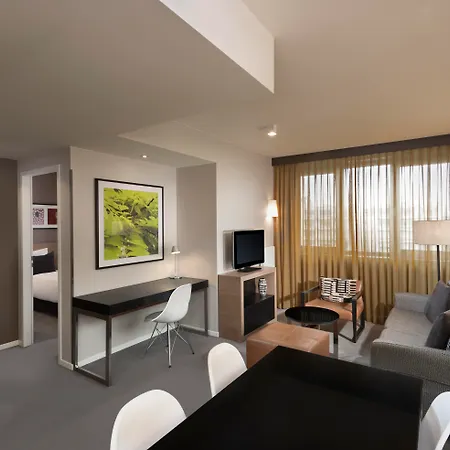 Aparthotel Adina Mitte