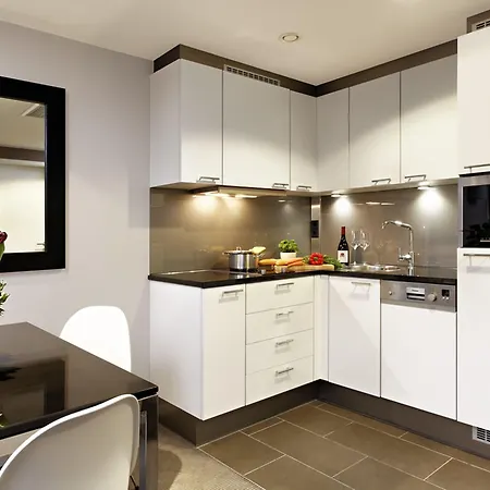 Hotel apartamentowy Adina Mitte