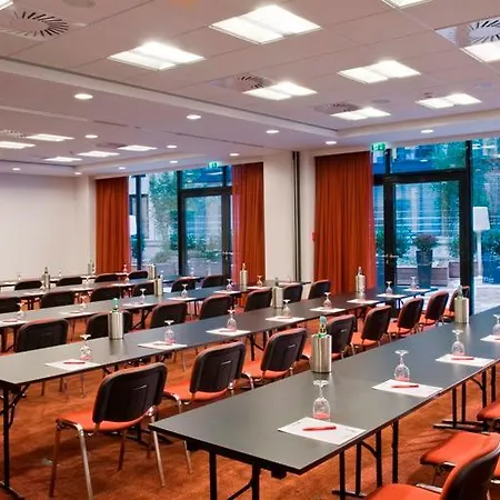 Adina Mitte 4* Berlín