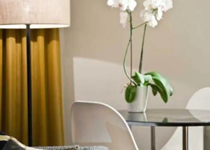 아디나 아파트먼트 미테 아파트호텔