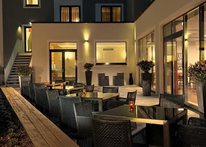 Apartahotel Adina Mitte