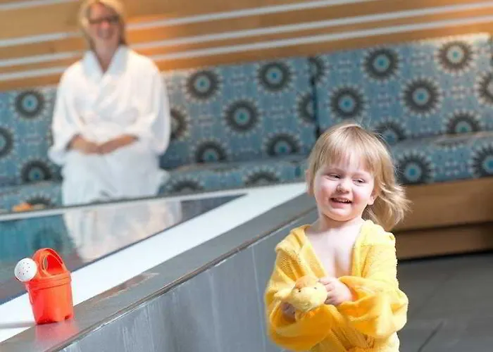 아디나 아파트먼트 미테 4* 베를린